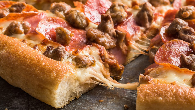 Comments and reviews of Pizza Hut Helsinki Outlet