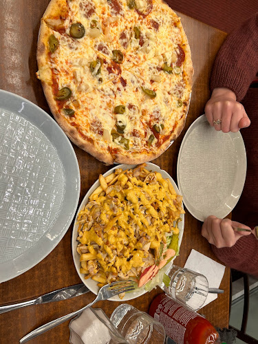 Day to Day Pizza & Kebab - Ravintola-ala