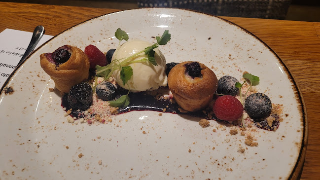 Ravintola Monte Rosa Phone number