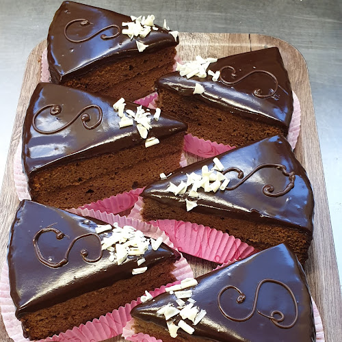 Lohenpyrstö kiinteistö, Lohenpyrstöntie 52, 92140 Raahe