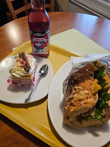 Comentarii opinii despre Tiihosen kahvila-konditoria