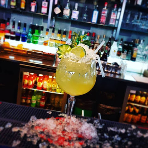 Opinii despre Café&Bar Zoomit în Rovaniemi - Ravintola-ala