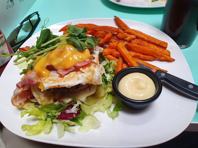 Fifth Avenue - Ravintola-ala