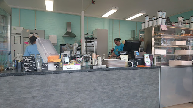 Kahvila ja Pitopalvelu Muffinssi - Ravintola-ala