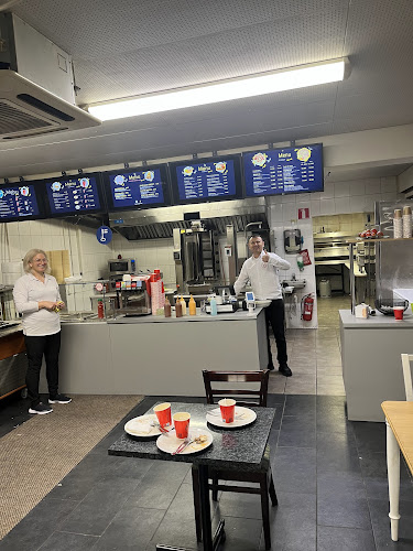 Comentarii opinii despre Perniön Kebab