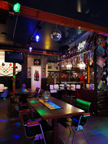 Comentarii opinii despre Kemin Aula-Pub Oy