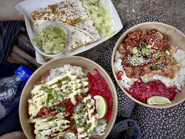 Comentarii opinii despre Chicken Joint