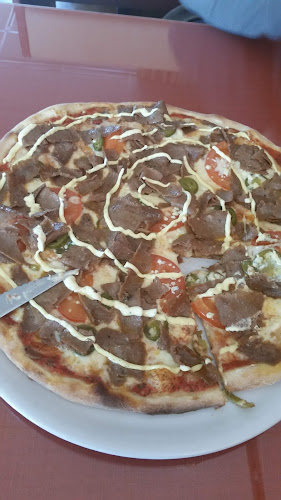 Deniz Pizzeria Zozan Avoin Yhtiö - Ravintola-ala