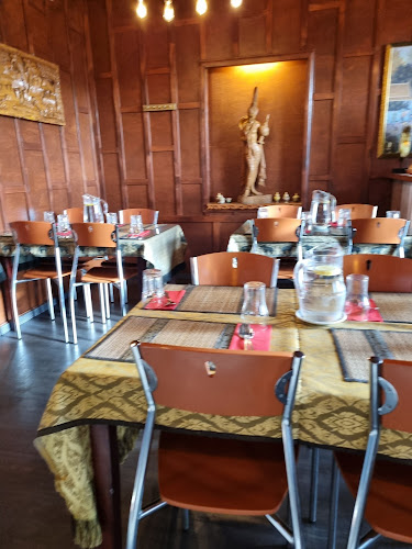 Thai Ravintola Chon Thong Open Times