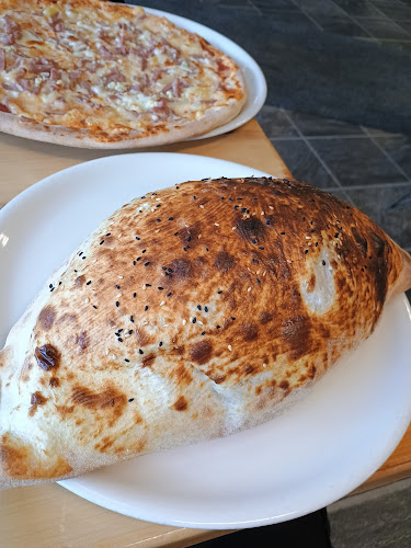 Pizzataxim - Ravintola-ala