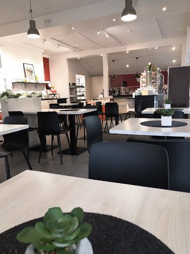 Opinii despre Pirjon Pakari Ylivieska Oy în Ylivieska - Ravintola-ala