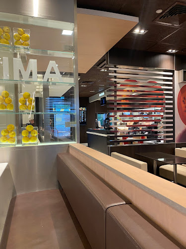 McDonald's Helsinki Kivikko - Ravintola-ala