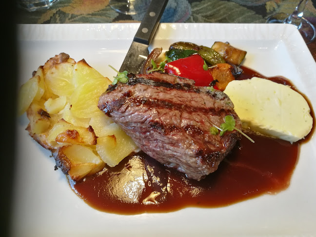 Weeruska Phone number