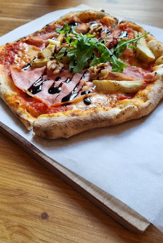 Opinii despre Rehtori Pizzeria & Cafe în Sääskjärvi - Ravintola-ala