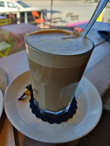 Kaesan Kotileipomo Oy Phone number