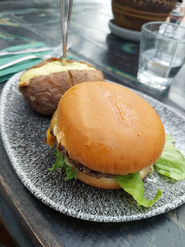 Sandy Kelt Irish Bar - Ravintola-ala