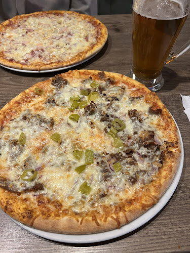 Opinii despre Gala Kebab Pizzeria în Harjavalta - Ravintola-ala