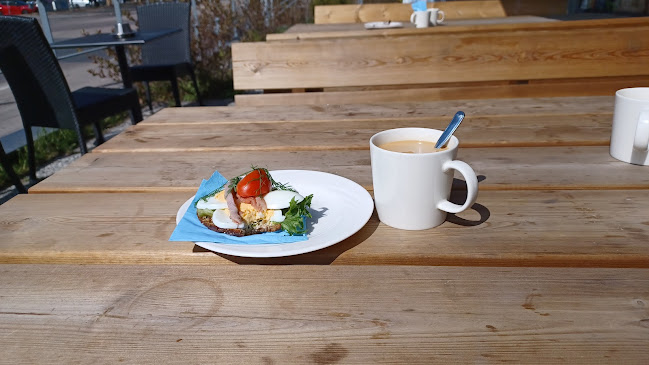 Comentarii opinii despre Kahvila Helmi