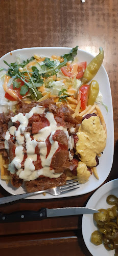 Kontulan Ostoskeskus, Ostostie 4 H 24, 00940 Helsinki