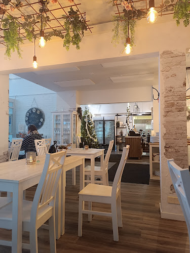 kat's cafe - Ravintola-ala