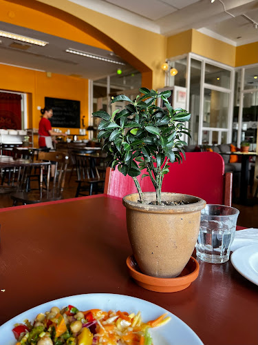 Sakura Deli - Ravintola-ala