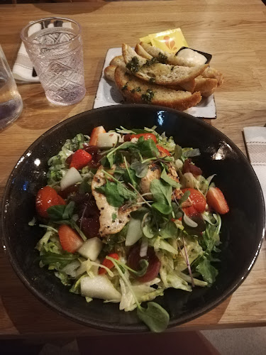 Comentarii opinii despre UKKO Bistro & Deli