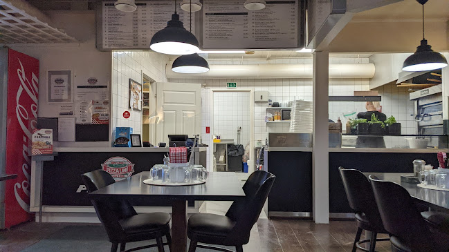 Pizzaline Raisio - Ravintola-ala