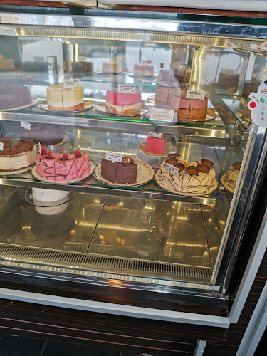 Opinii despre Kahvila & Konditoria Arome în Espoo - Ravintola-ala