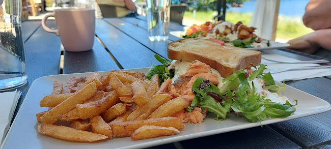 Opinii despre Cafe Rantapuisto în Äänekoski - Ravintola-ala