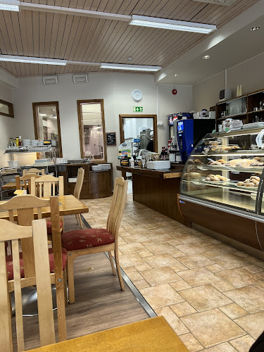 Kahvila-konditoria Tiina-Elina