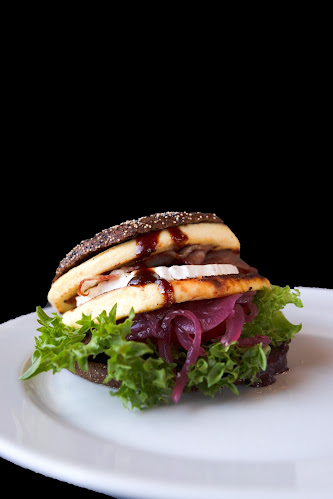 Juustokievari Oy - Ravintola-ala