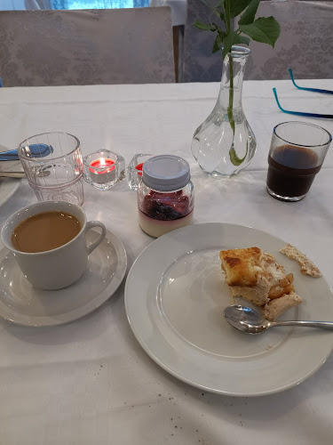 Juhla-pitopalvelu Alitar Oy juhlapaikka Ruusula - Ravintola-ala