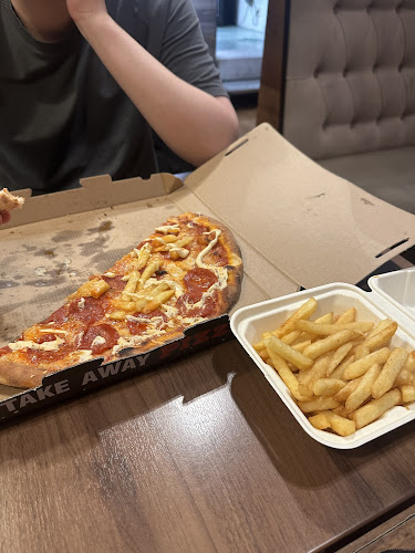 Ravintola pizzeria Pasargad - Ravintola-ala