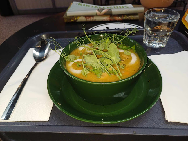 Comentarii opinii despre Coffee Box