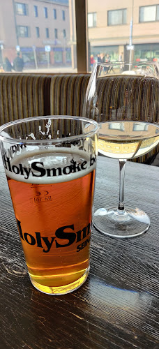 Comentarii opinii despre Holy Smoke