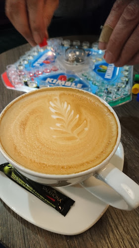 https://www.raflaamo.fi/fi/ravintola/joensuu/coffee-house-vaakuna-joensuu