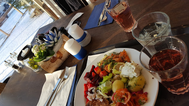 Kahvila-ravintola Hiidenpirtti - Koisjärvi