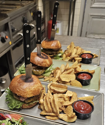 MBakery Café Villa Saaro - Ravintola-ala