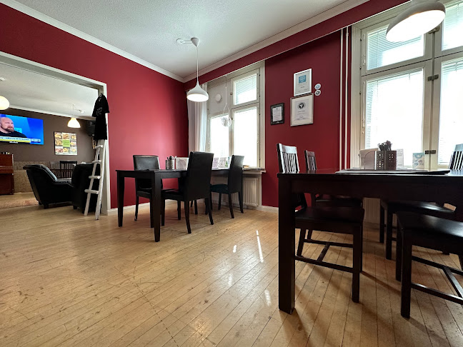 Smokehouse 299 Tyrnävä - Smoked Burgers & BBQ Open Times