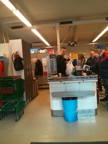 Comentarii opinii despre M-Market Paimio