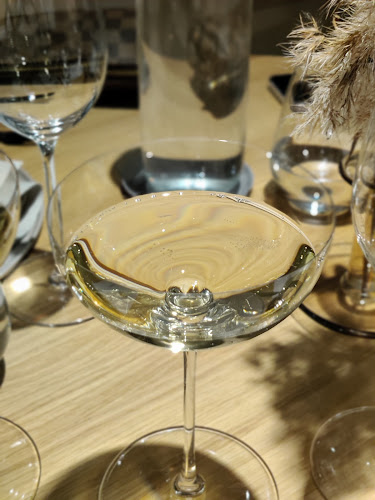 Vår - Ravintola-ala