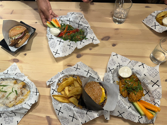 Comentarii opinii despre Boneless Ullanlinna