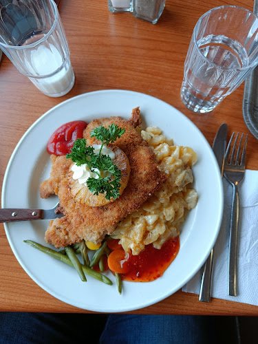 Kahvila-Ravintola Haukanpesä - Ravintola-ala