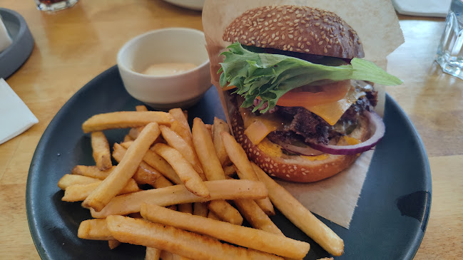 Comentarii opinii despre Clubhouse Burgers