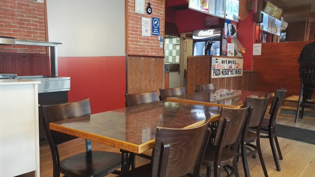 06 Tori Kebab-Pizzeria - Ravintola-ala