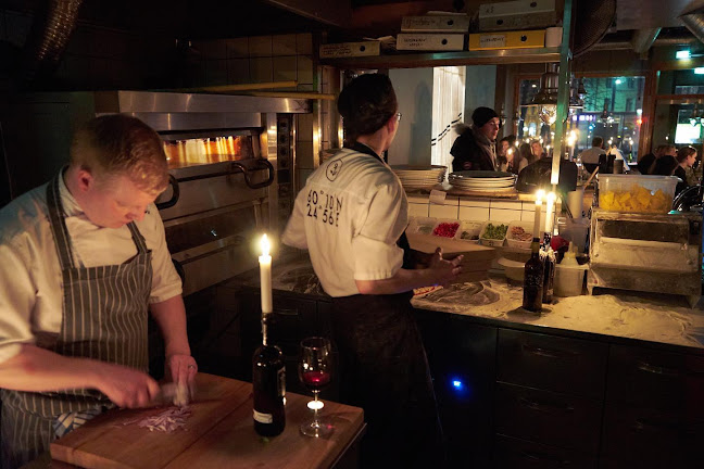 Opinii despre Skiffer Erottaja în Helsinki - Ravintola-ala