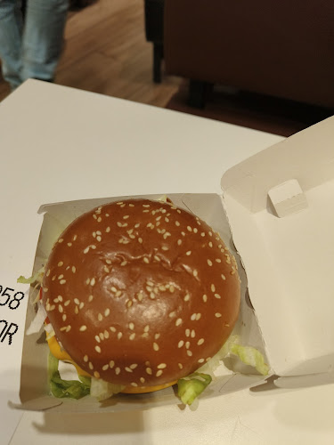 Opinii despre McDonald's Joensuu în Joensuu - Ravintola-ala