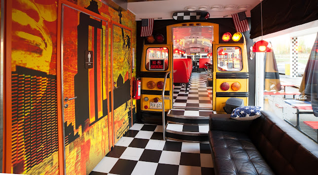 Comentarii opinii despre Bus Burger