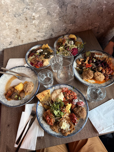 Hummus House Street - Ravintola-ala