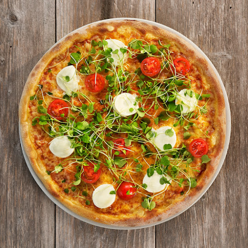 Kotipizza Lappeenranta, Leiri